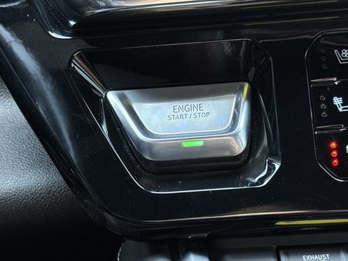 Used 2024 GMC Sierra 3500 Denali Ultimate image 29