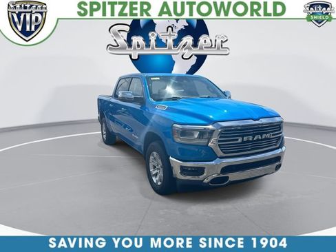 Used 2023 RAM 1500 Laramie AWD/4WD image 2