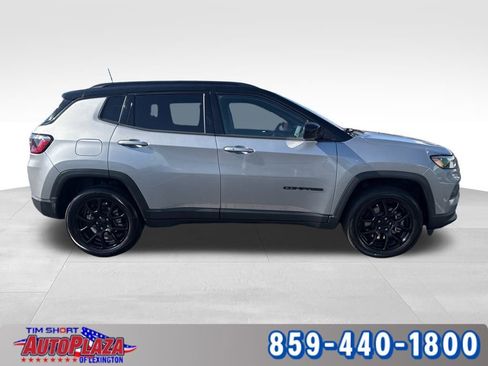 Used 2023 Jeep Compass Altitude image 6
