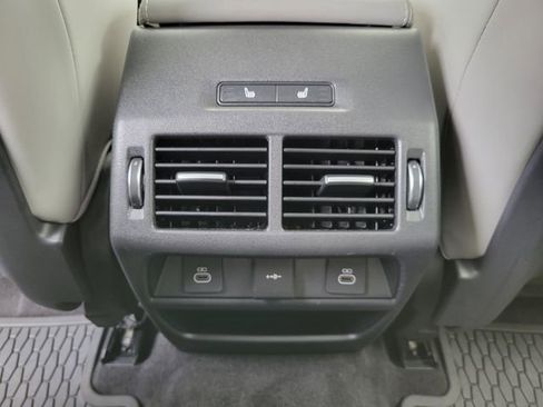 Used 2024 Jaguar E-PACE R-Dynamic SE AWD/4WD image 21