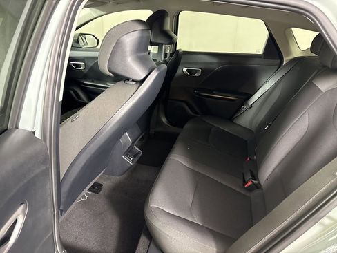 New 2026 Kia K4 LXS image 36