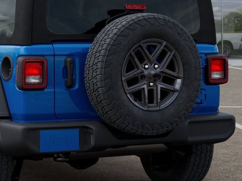 New 2026 Jeep Wrangler Unlimited Sport AWD/4WD image 39