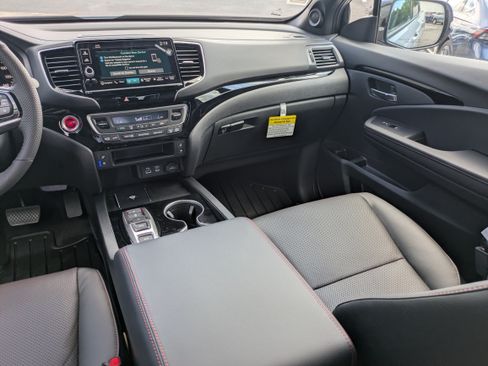 New 2026 Honda Ridgeline Black Edition image 23