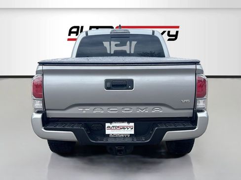 Used 2023 Toyota Tacoma TRD Sport w/ Black Out Package (TMS) image 6