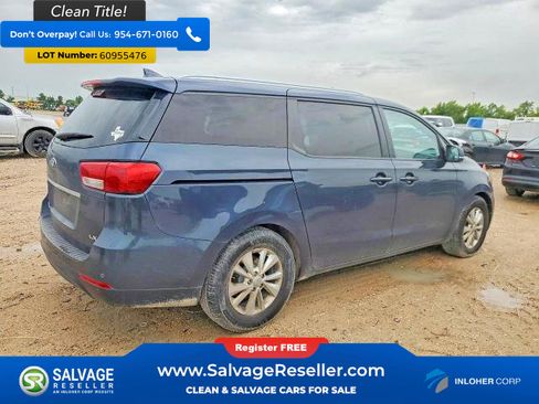 Used 2016 Kia Sedona LX w/ Option Group 020 FWD image 4