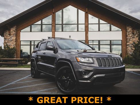 Used 2015 Jeep Grand Cherokee Altitude image 1