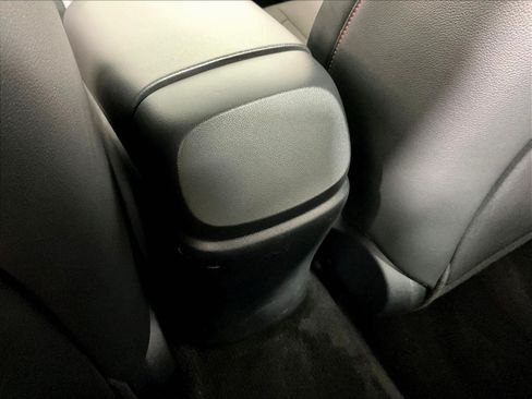 Used 2022 Hyundai Elantra N Line FWD image 8