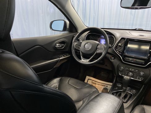 Certified 2019 Jeep Cherokee Limited w/ Trailer Tow Group image 38