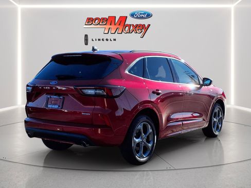 Used 2024 Ford Escape ST-Line w/ Tech Pack #1 AWD/4WD image 4