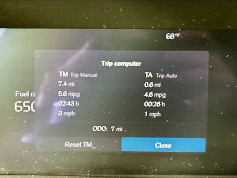 Used 2025 Volvo XC90 B6 Plus w/ Protection Package Premier image 10