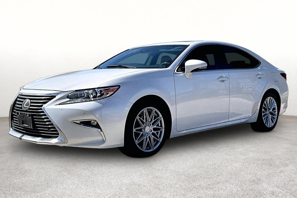 Used 2016 Lexus ES 350 w/ Luxury Package w/Wood Trim FWD image 5