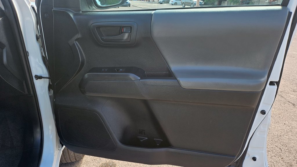 Used 2023 Toyota Tacoma SR RWD image 18