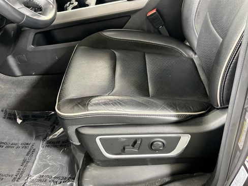 Used 2022 RAM 1500 Laramie image 19
