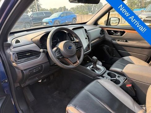 Used 2025 Subaru Forester Sport w/ Popular Package #1 AWD/4WD image 9