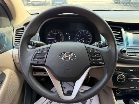 Used 2018 Hyundai Tucson SE image 9