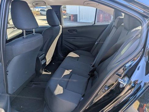 Used 2025 Toyota Corolla LE image 12