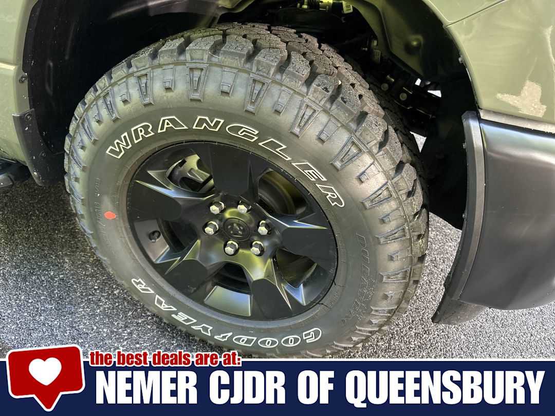 Used 2026 RAM 1500 Warlock AWD/4WD image 10