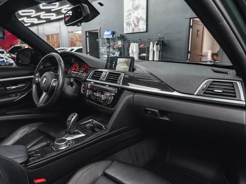 Used 2018 BMW 340i xDrive Sedan w/ Premium Package AWD/4WD image 43