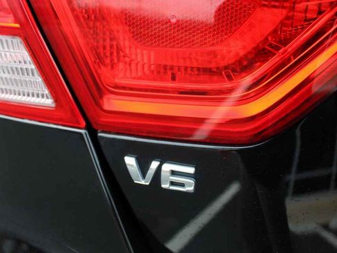 Used 2016 Chevrolet Impala LT image 7