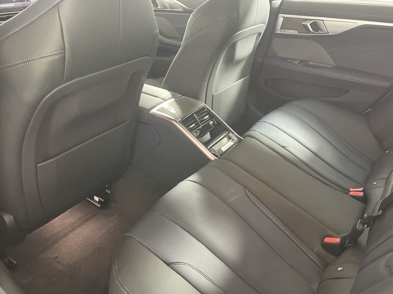 Used 2024 BMW 840i Gran Coupe xDrive w/ M Sport Professional Package AWD/4WD image 15