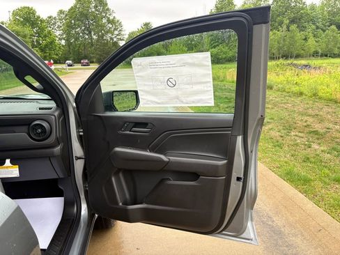 New 2026 Chevrolet Colorado W/T w/ WT Custom Package RWD image 25
