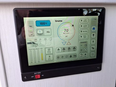 Used 2024 Mercedes-Benz Sprinter 3500 image 19