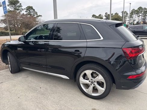 Used 2021 Audi Q5 2.0T Premium Plus w/ Premium Plus Package image 2