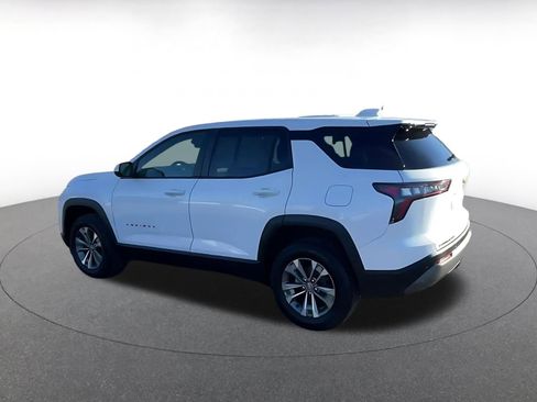 Used 2025 Chevrolet Equinox LT image 10