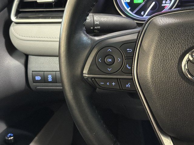 Used 2018 Toyota Camry XLE FWD image 29