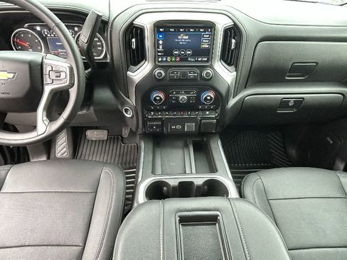 Used 2021 Chevrolet Silverado 2500 LTZ w/ LTZ Premium Package image 21