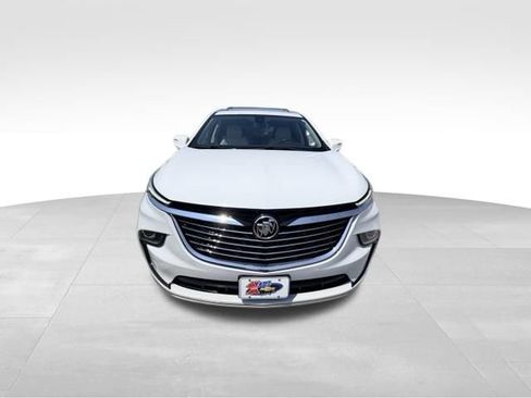 Certified 2023 Buick Enclave Essence AWD/4WD image 3