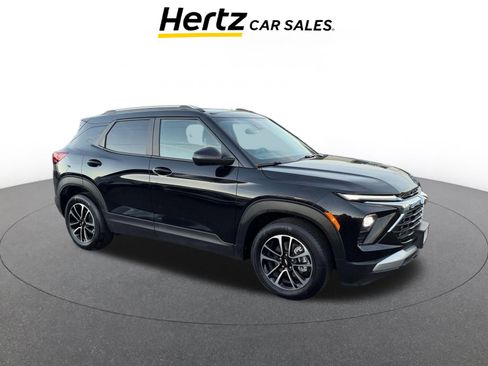 Used 2025 Chevrolet TrailBlazer LT image 1