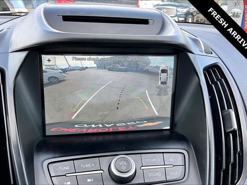 Used 2018 Ford Escape SEL w/ SEL Sport Appearance Package FWD image 14