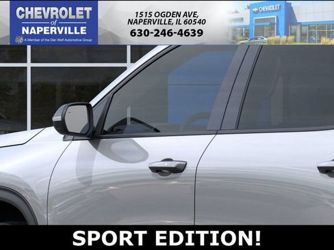 New 2026 Chevrolet Traverse LT w/ Midnight/Sport Edition image 12