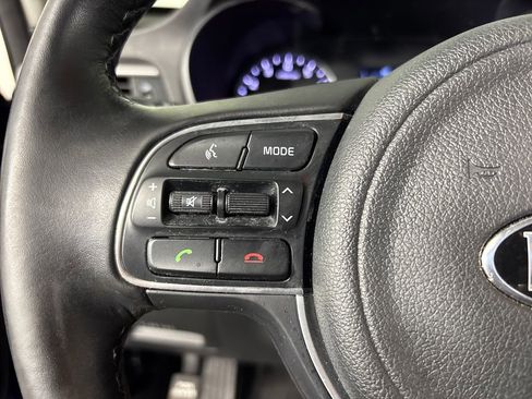 Used 2018 Kia Optima S image 14