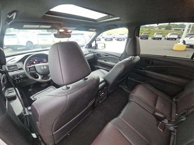 Used 2024 Honda Passport Black Edition image 36