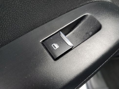 Used 2024 Ford Escape Platinum image 16