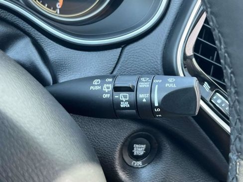 Certified 2021 Jeep Cherokee Limited image 23