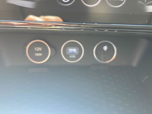 New 2026 Genesis G70 2.5T Prestige AWD/4WD image 28