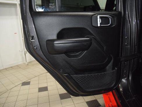 Used 2024 Jeep Wrangler Unlimited Rubicon w/ Convenience Group image 40