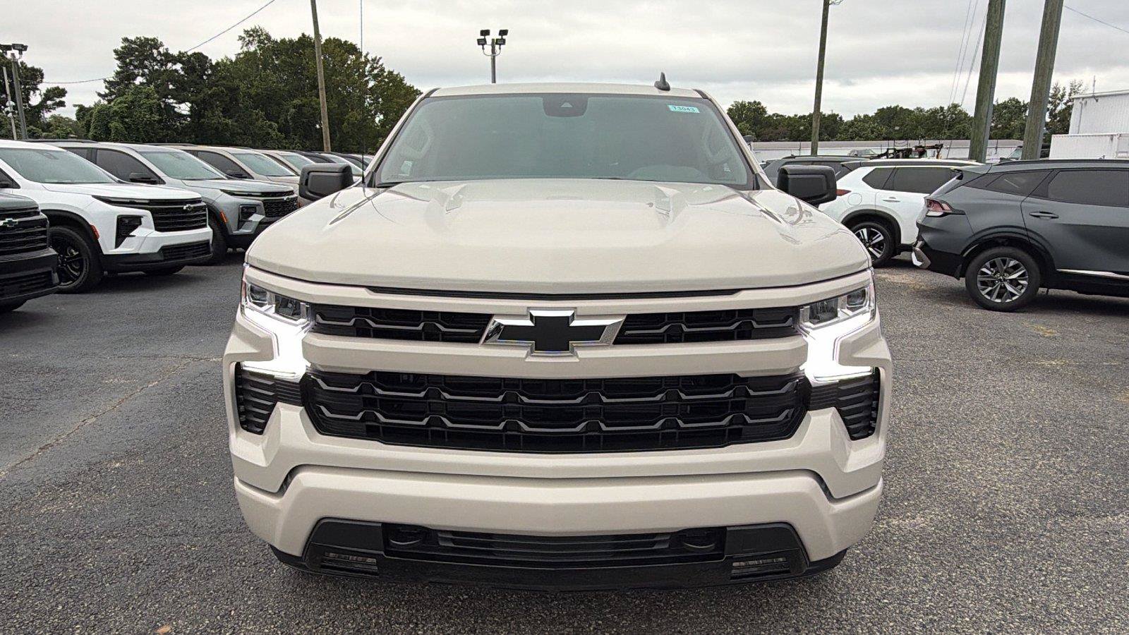 New 2026 Chevrolet Silverado 1500 RST w/ Convenience Package II AWD/4WD image 2