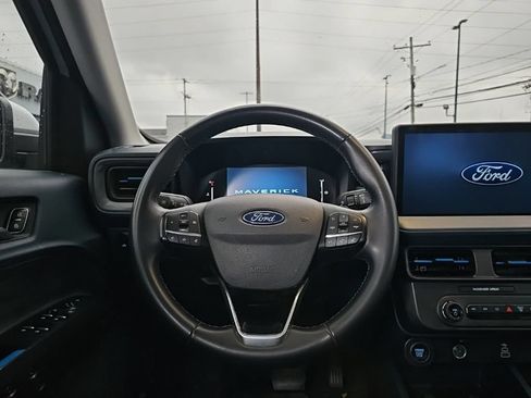Used 2025 Ford Maverick Lobo AWD/4WD image 12
