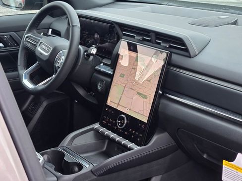 New 2026 GMC Terrain Elevation w/ Elevation Premium Package FWD image 18