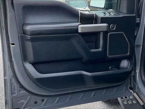 Used 2018 Ford F150 Raptor w/ Equipment Group 802A Luxury image 23