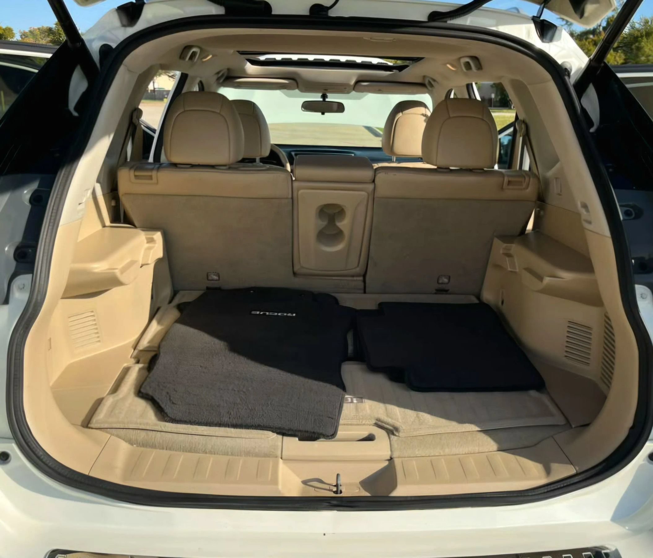 Used 2015 Nissan Rogue SL w/ SL Premium Package FWD image 12