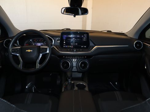 Used 2023 Chevrolet Blazer LT FWD image 25