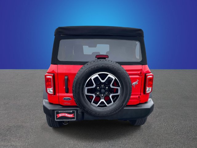 Used 2023 Ford Bronco 4-Door AWD/4WD image 4