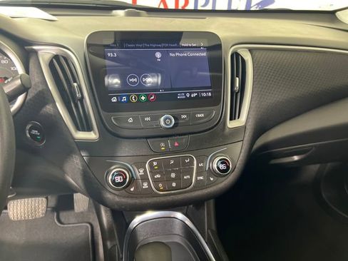 Used 2024 Chevrolet Malibu LT image 18