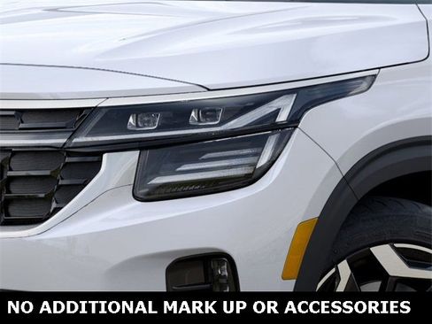 New 2026 Kia Seltos SX w/ SX Sunroof Package image 10