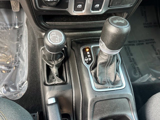 Used 2024 Jeep Wrangler Sport AWD/4WD image 5